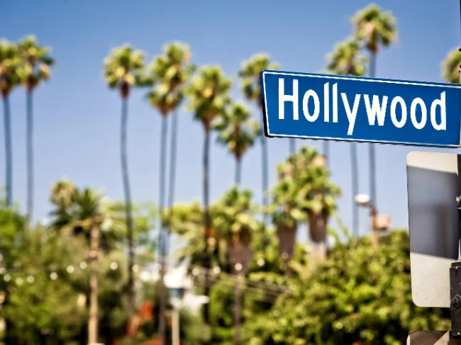 hollywood street sign